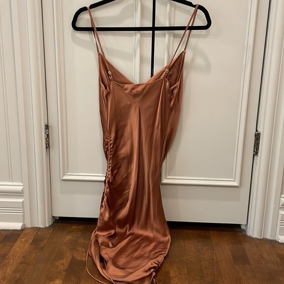 Wilfred Aritzia Brown Satin Ruched Slip Dress - Picture 3 of 5